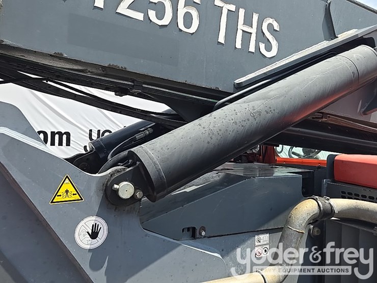 2018-skyjack-sj1256ths-image-39
