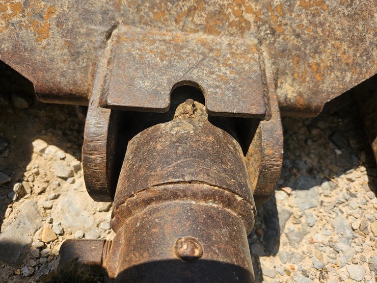 bobcat-325-image-84