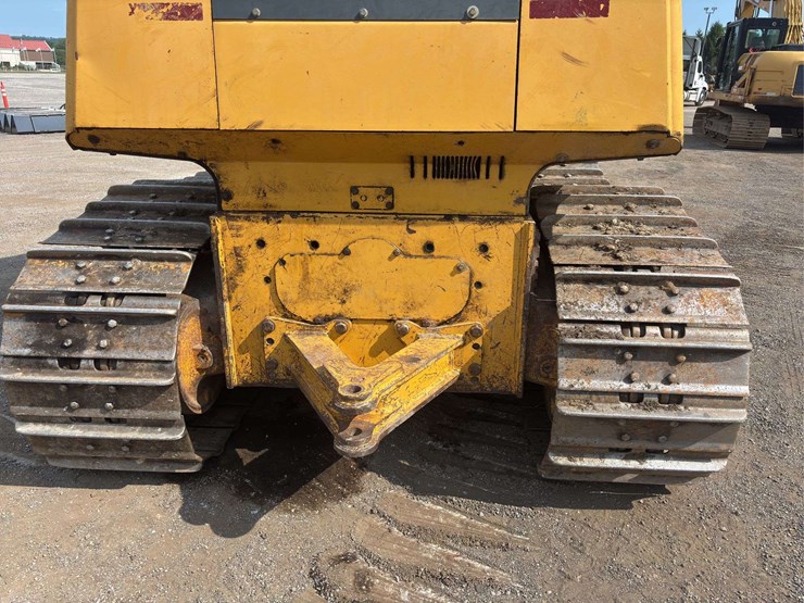 2005-deere-750j-image-21