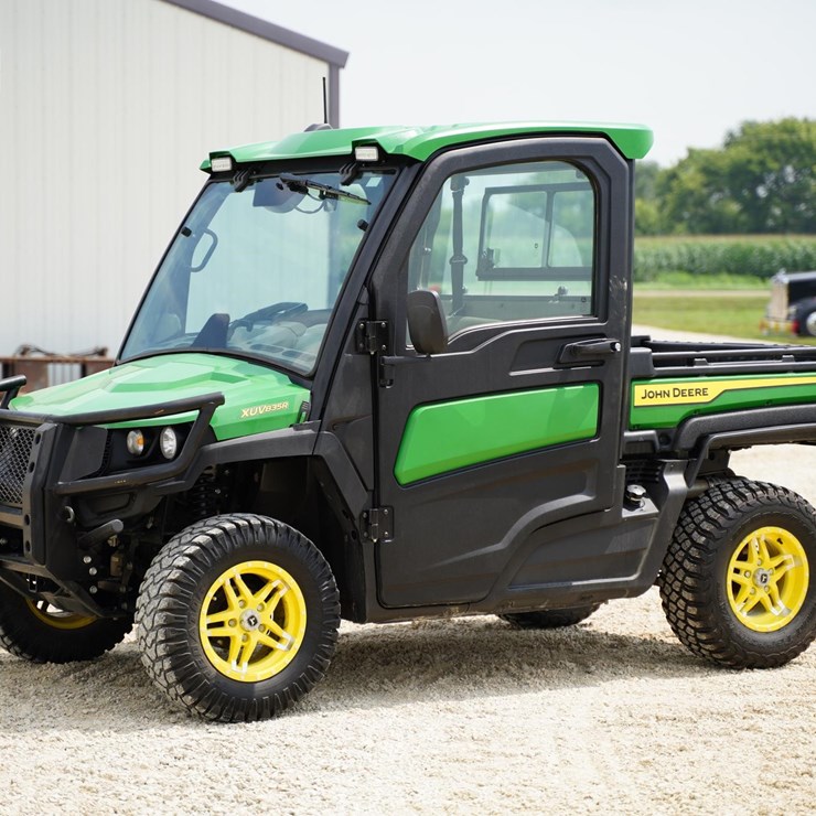 2023 JOHN DEERE GATOR XUV 835R