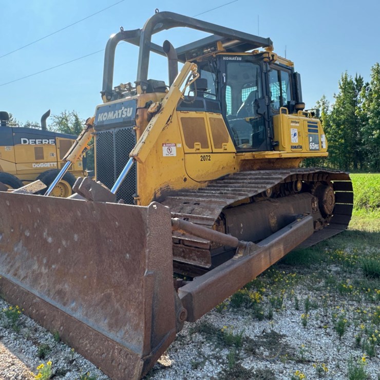 2019 KOMATSU D65