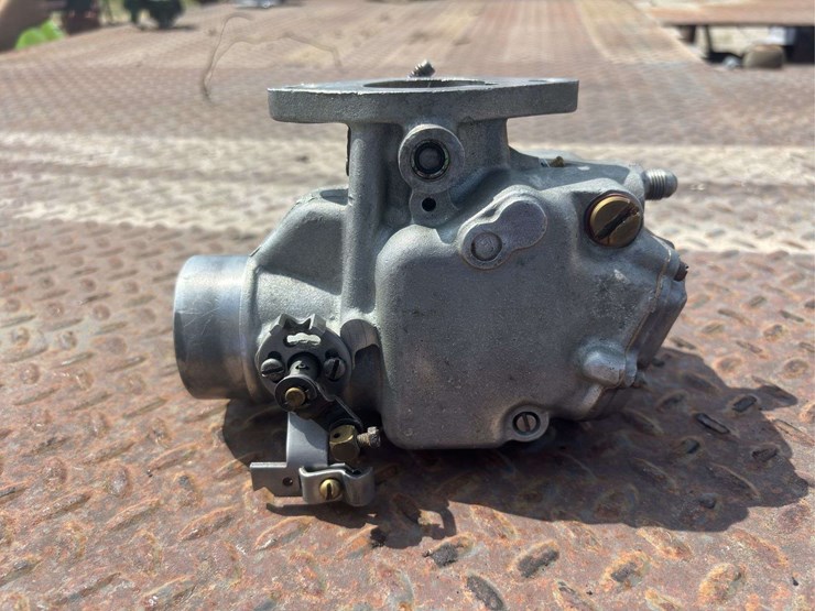 marvel-schebler-usx-21-carburetor-image-1