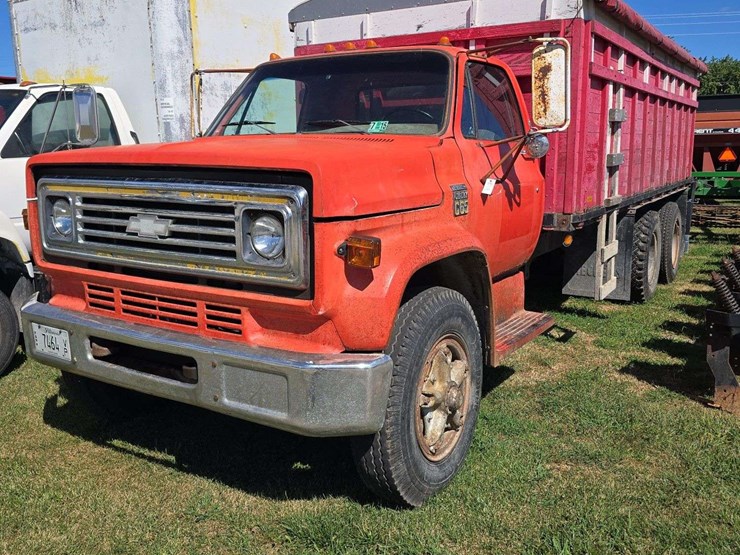 1975-chevrolet-c65-image-1