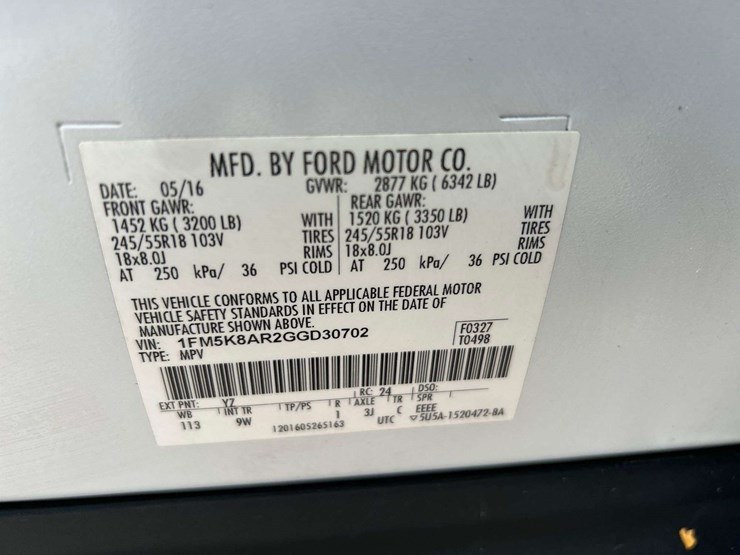 2016-ford-explorer-image-5