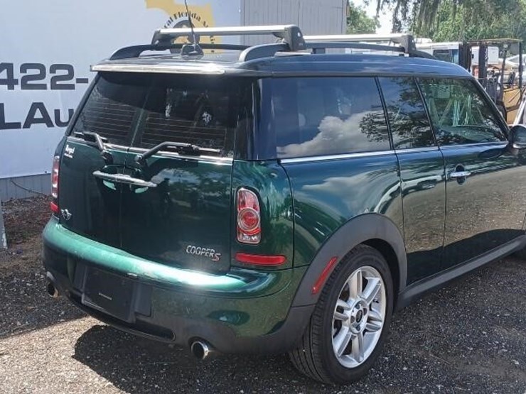 2013-mini-clubman-runs/moves-cooper-s-image-8
