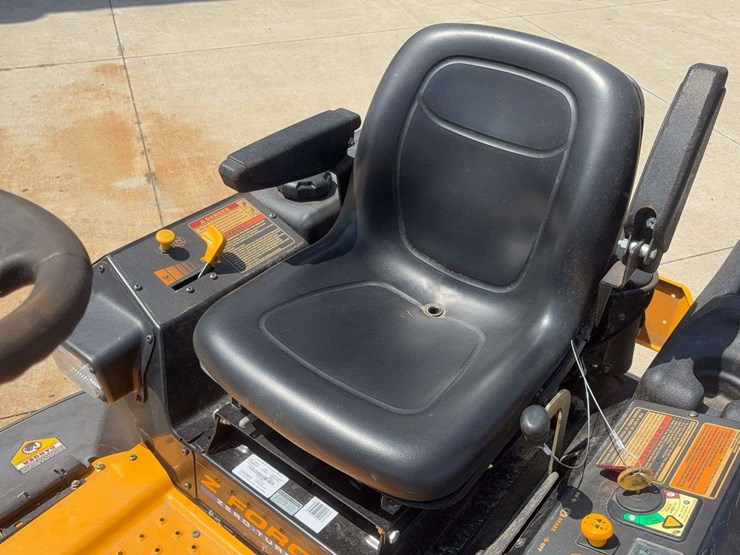 2012-cub-cadet-rzts54-image-7