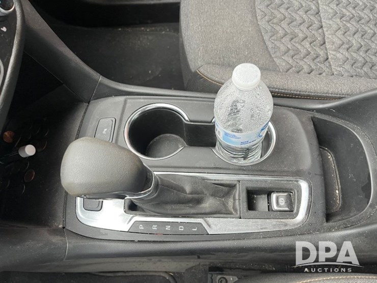 2024-chevrolet-equinox-lt-image-43