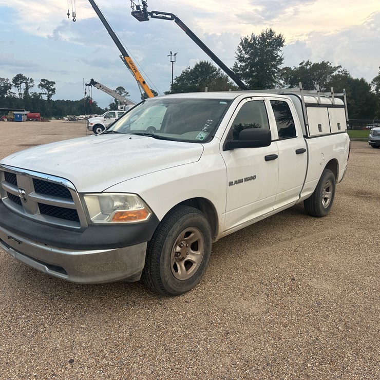 2011 DODGE 1500