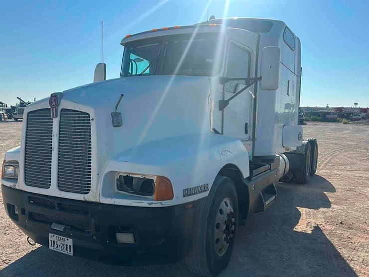 2007-kenworth-t600-image-1
