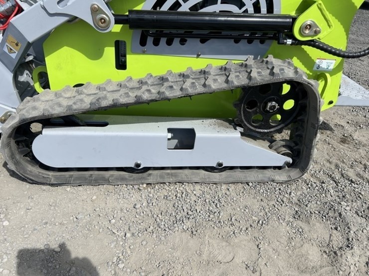 2025-land-hero-ldh-t640-mini-compact-track-loader-image-9