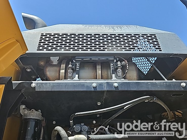 2019-deere-210g-image-49