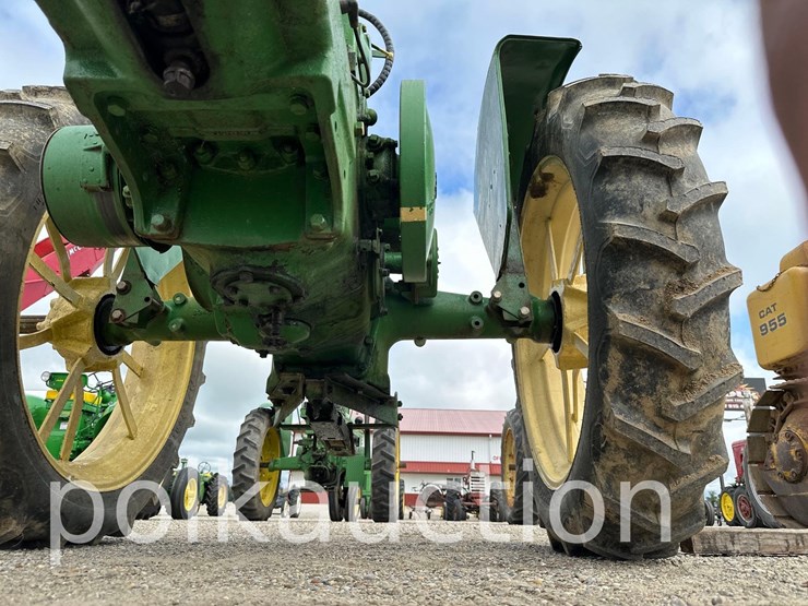 1982-john-deere-b-image-13