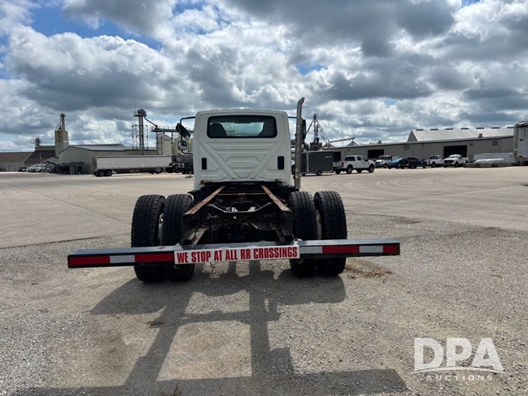 2007-international-durastar-4300-image-8