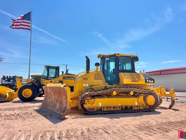 2023-komatsu-d71ex-24-crawler-dozer-image-17
