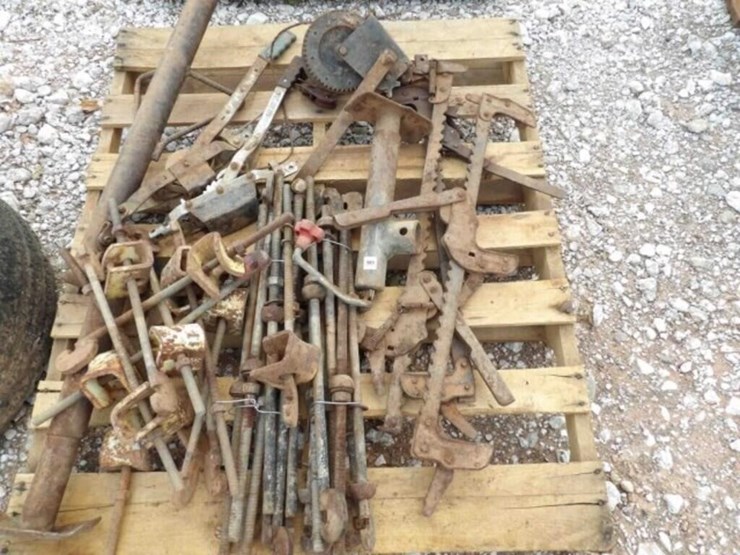fence-stretchers,-come-alongs,-more-image-1