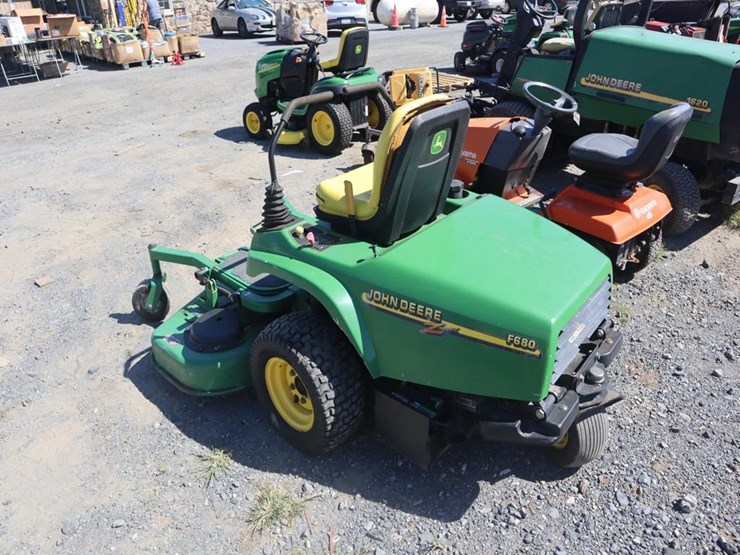john-deere-f680-image-6