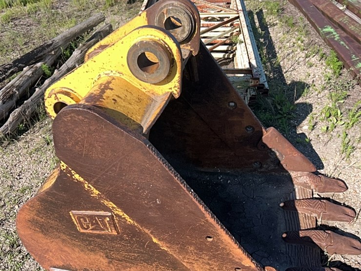 caterpillar-320-image-60