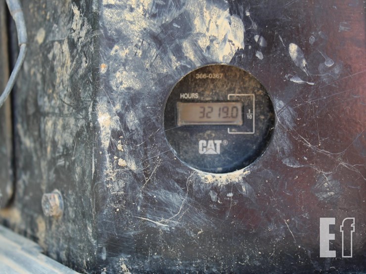 caterpillar-305.5e2-cr-image-13