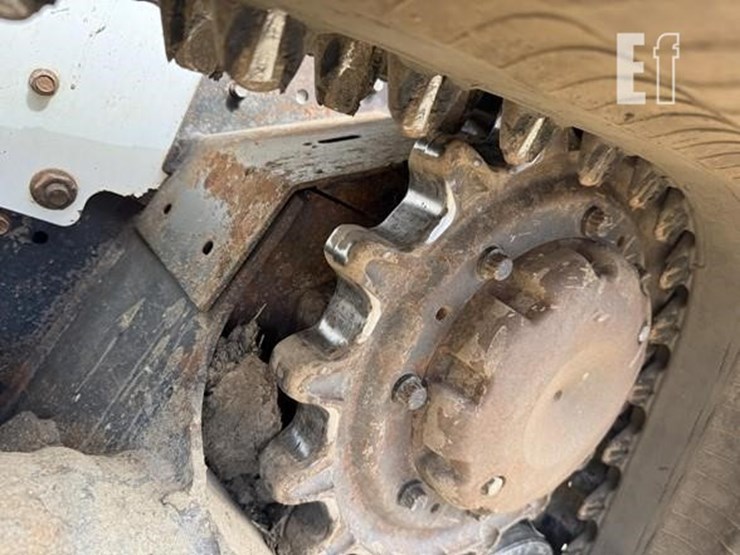 2019-bobcat-t770-image-71