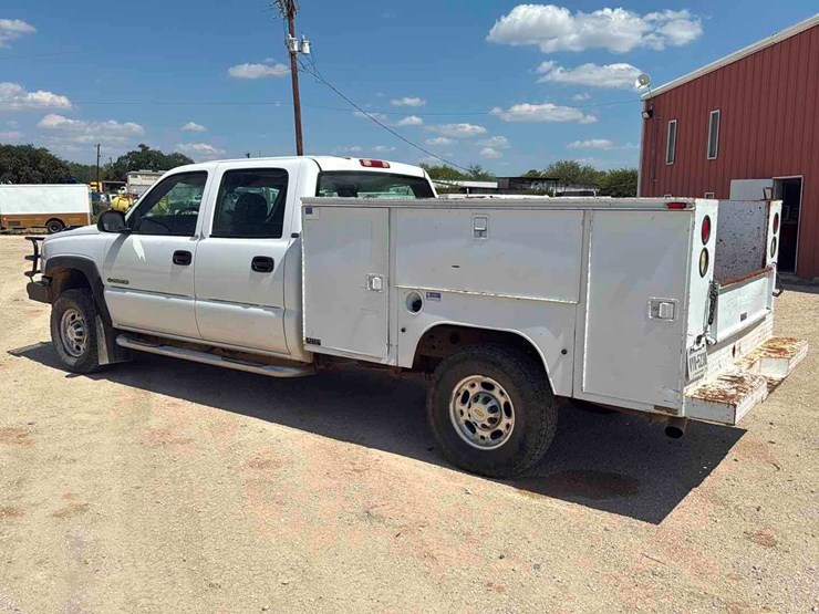 2005-chevrolet-silverado-image-6