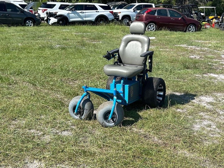 electric-mobility-scooter-image-1