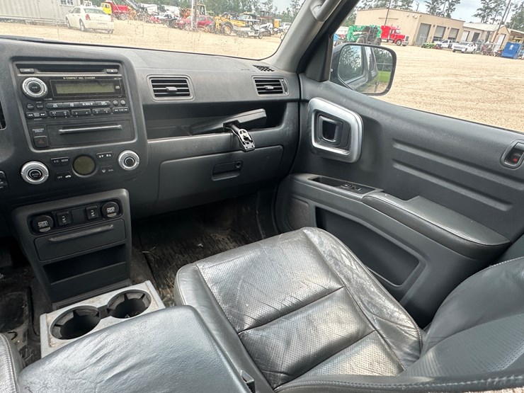 2008-honda-ridgeline-image-36