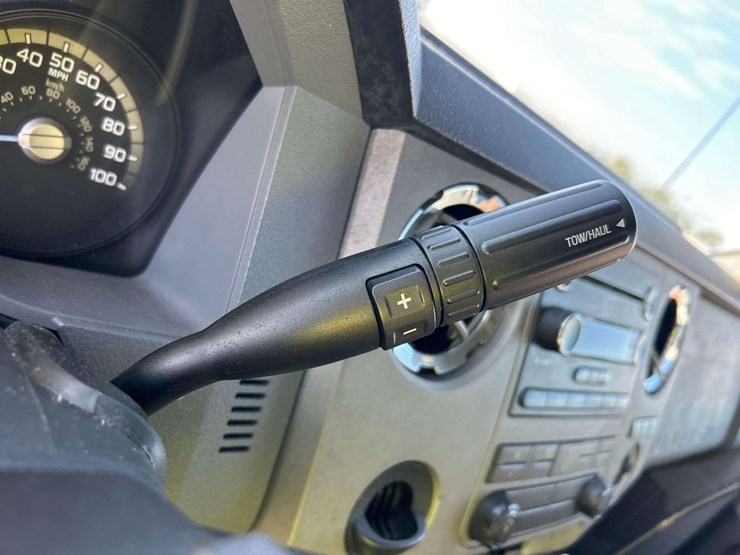 2016-ford-f350-image-17