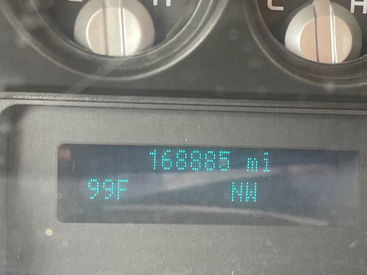 2012-ford-f250-xl-image-12