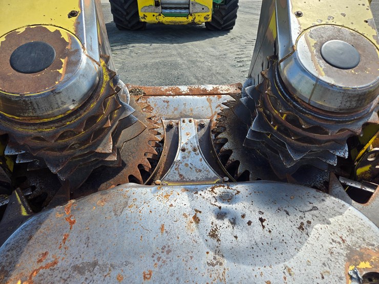 #383-•-john-deere-676-corn-head-image-7