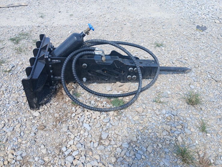#20468-•-giyi-breaker-hammer-mini-skid-steer-attachment-image-5