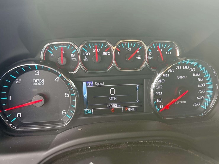2018-chevrolet-tahoe-image-14