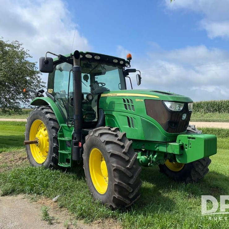 2014 JOHN DEERE 6140R