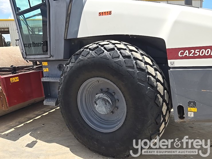 2019-dynapac-ca2500d-image-15