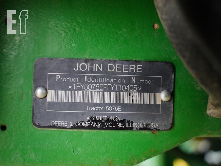 2015-john-deere-5075e-image-35