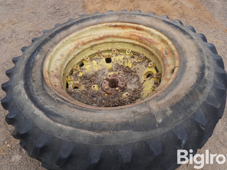 18.4-42-w-38"-jd-centers-tires-image-10