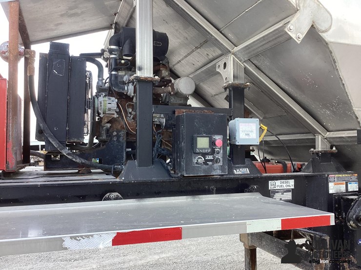 2018-kbh-t/a-fertilizer-trailer-image-12