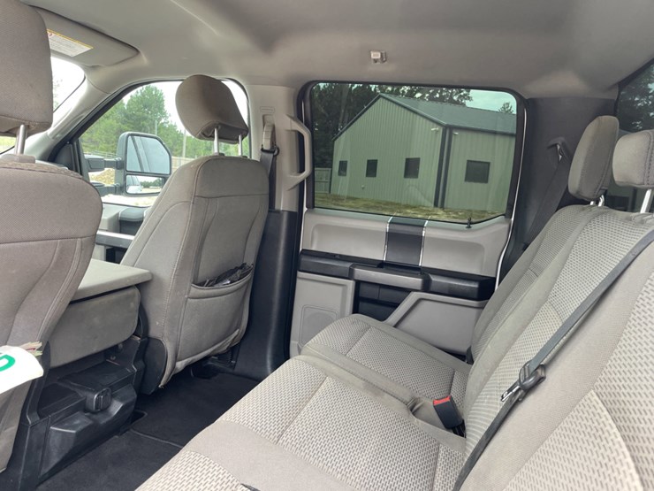 2020-ford-f250-image-11