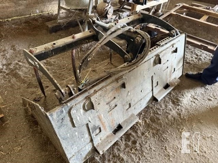 bobcat-ss-bucket-image-1