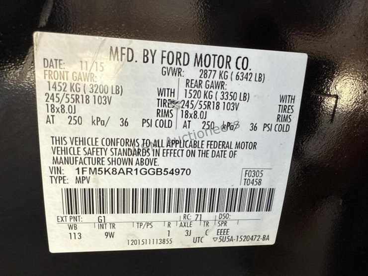2016-ford-explorer-image-17
