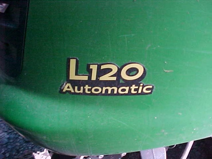 john-deere-l120-image-5