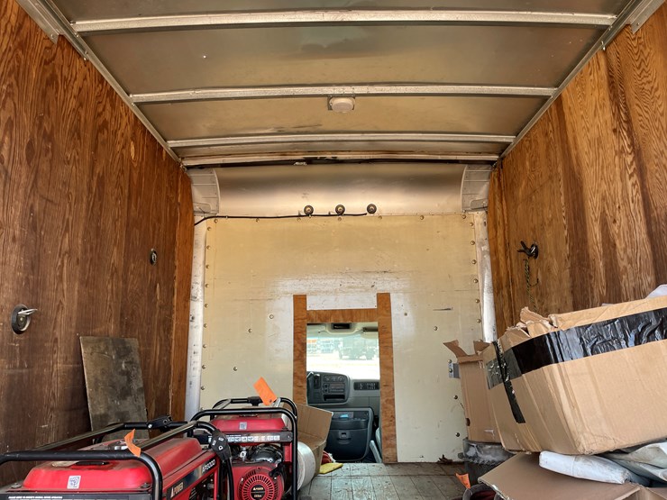 #4731-•-2000-chevy-box-van-(wi-title-in-delay)-image-20