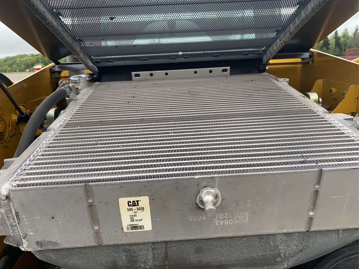 2023-caterpillar-236d3-image-19