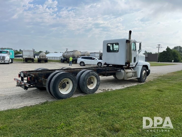 1993-freightliner-truck-(jn2646,-unit-42339)-image-12