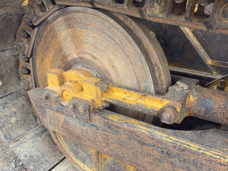 deere-550j-lt-image-8