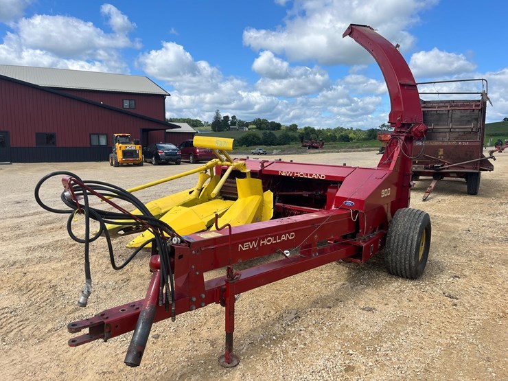 new-holland-900-image-3