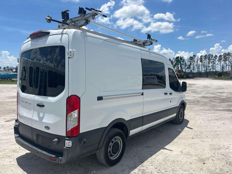 2018-ford-transit-image-3