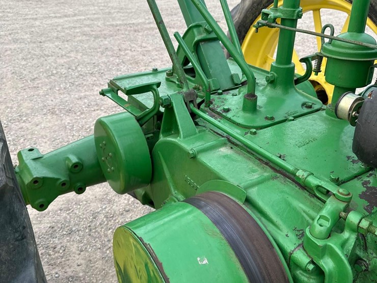 john-deere-a-image-13