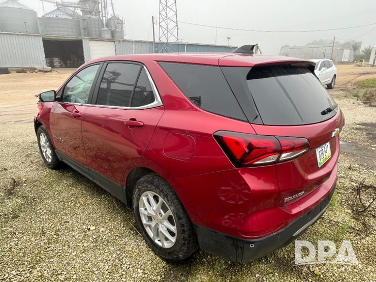 2024-chevrolet-equinox-lt-image-29