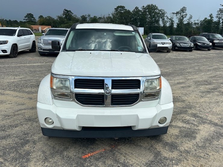 2010-dodge-nitro-image-6