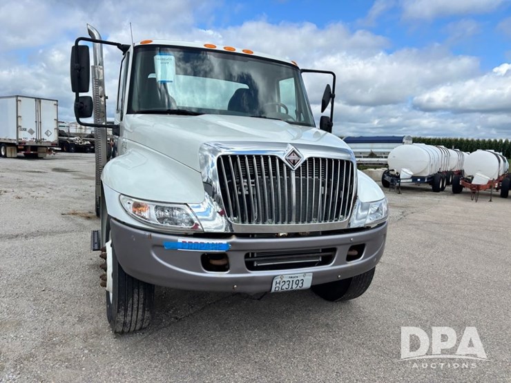 2007-international-durastar-4300-image-19